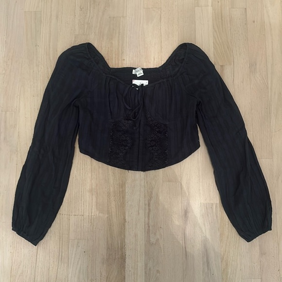 American Eagle Outfitters Tops - NWT American Eagle navy blue sweetheart style blouse Size Large
